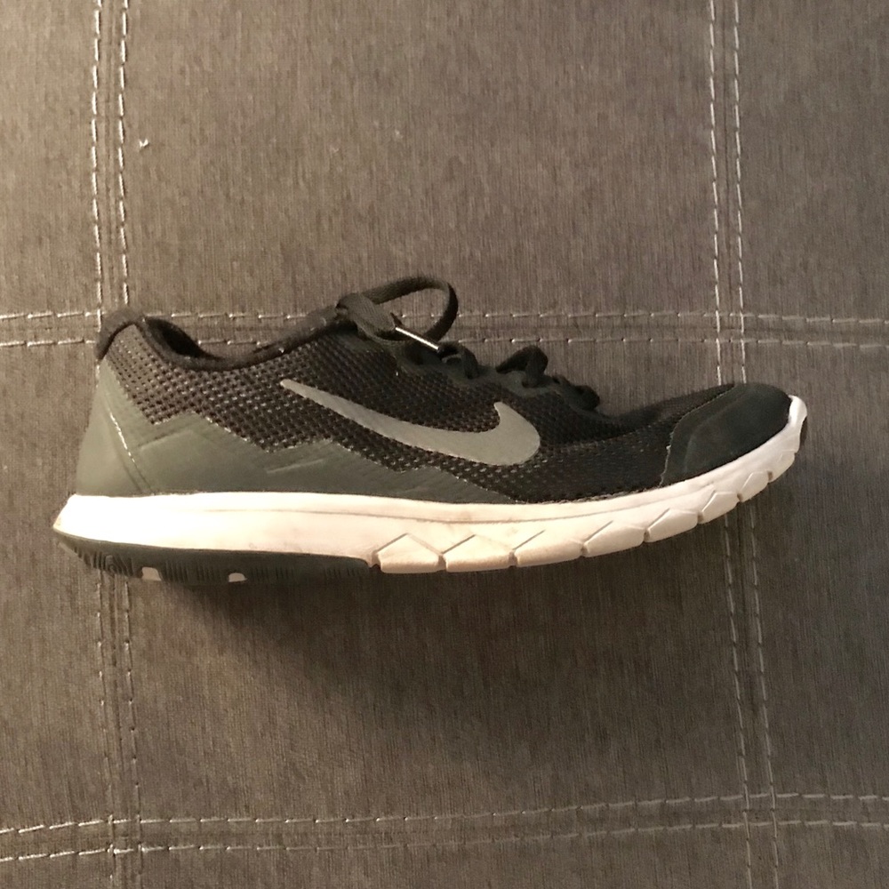 Women’s Nike shoes